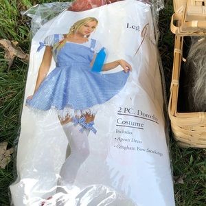 Women’s Halloween costume, XL